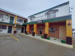 Kootenay Country Inn